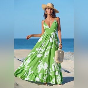 Cupshe Vibrant Green and White Maxi Dress